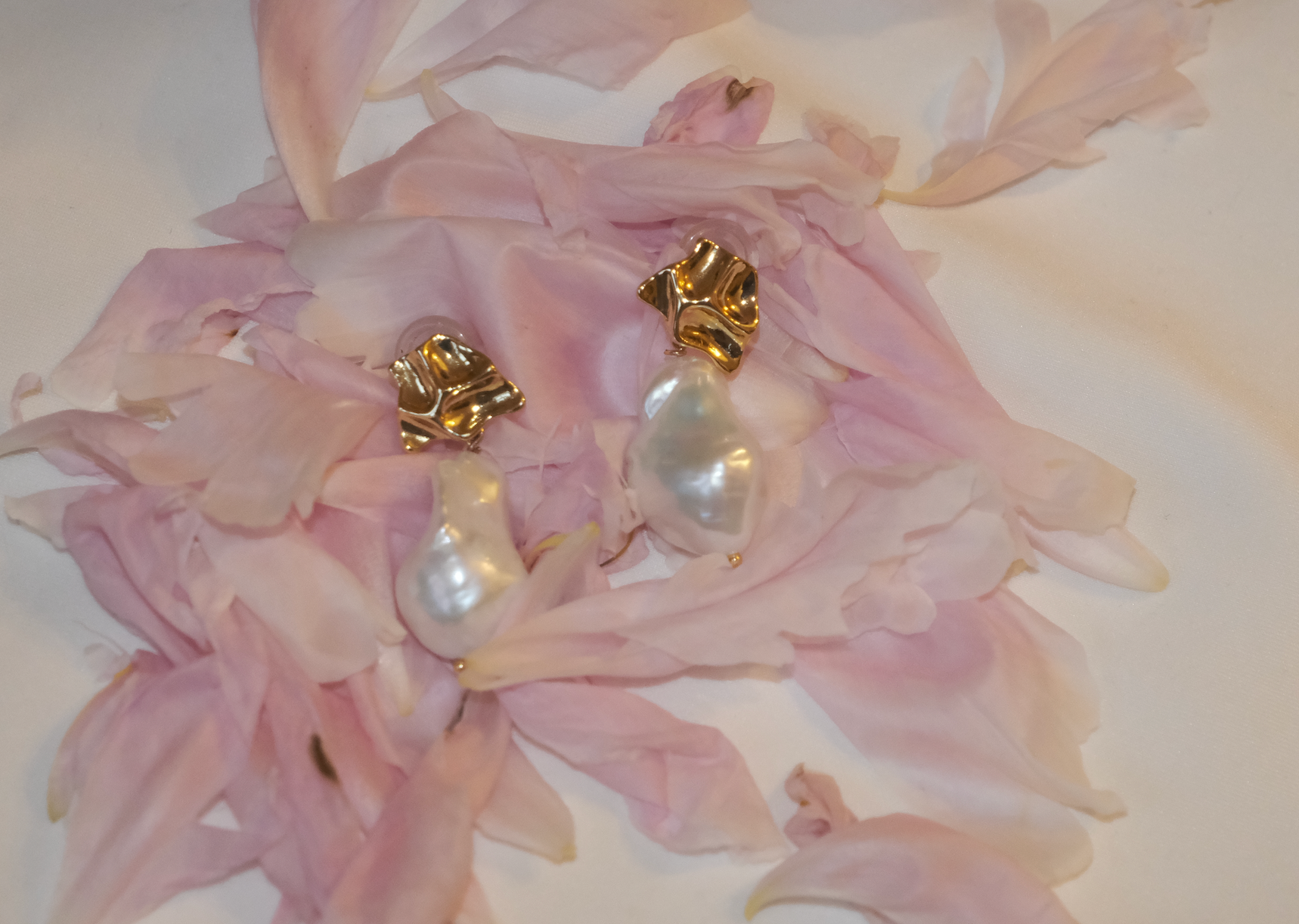 Baroque Pearl Earrings